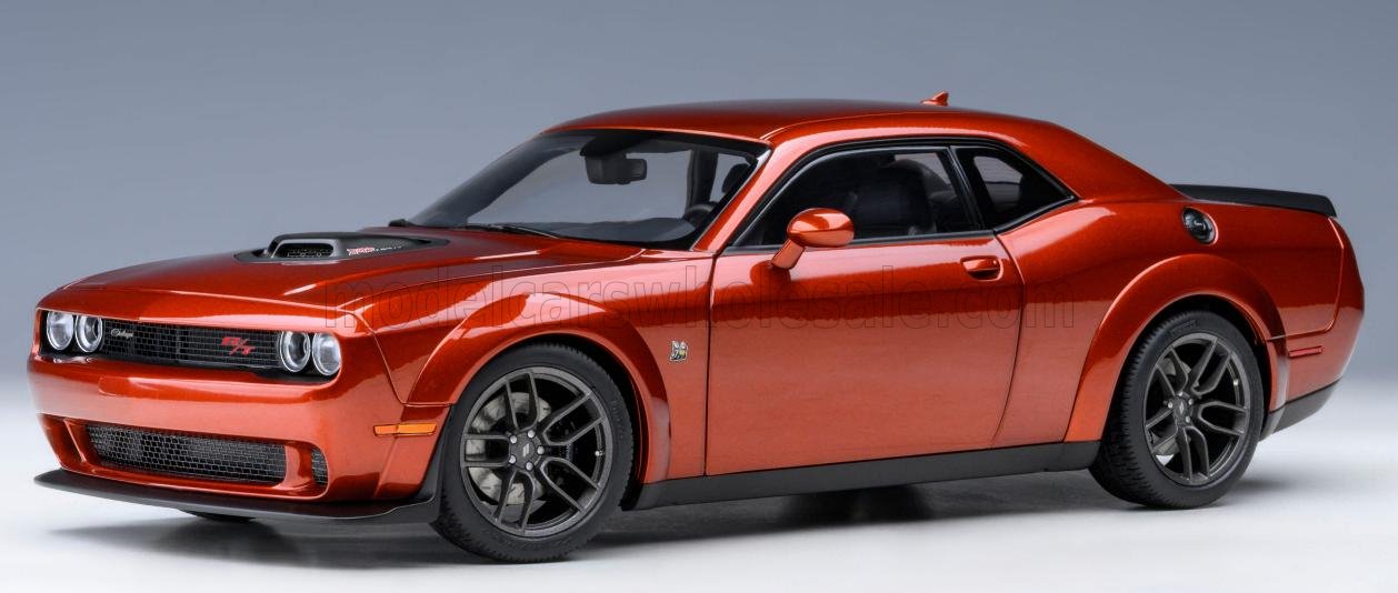 AUTOART - 1/18 - DODGE - CHALLENGER R/T SCAT PACK WIDEBODY 2022 