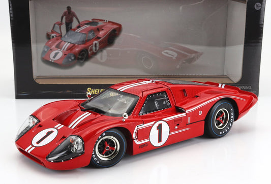 SHELBY-COLLECTIBLES - 1/18 - FORD USA - GT40 MKIV 7.0L V8 TEAM SHELBY AMERICAN INC. N 1 WINNER 24h LE MANS 1967 A.J.FOYT - D.GURNEY - RED WHITE