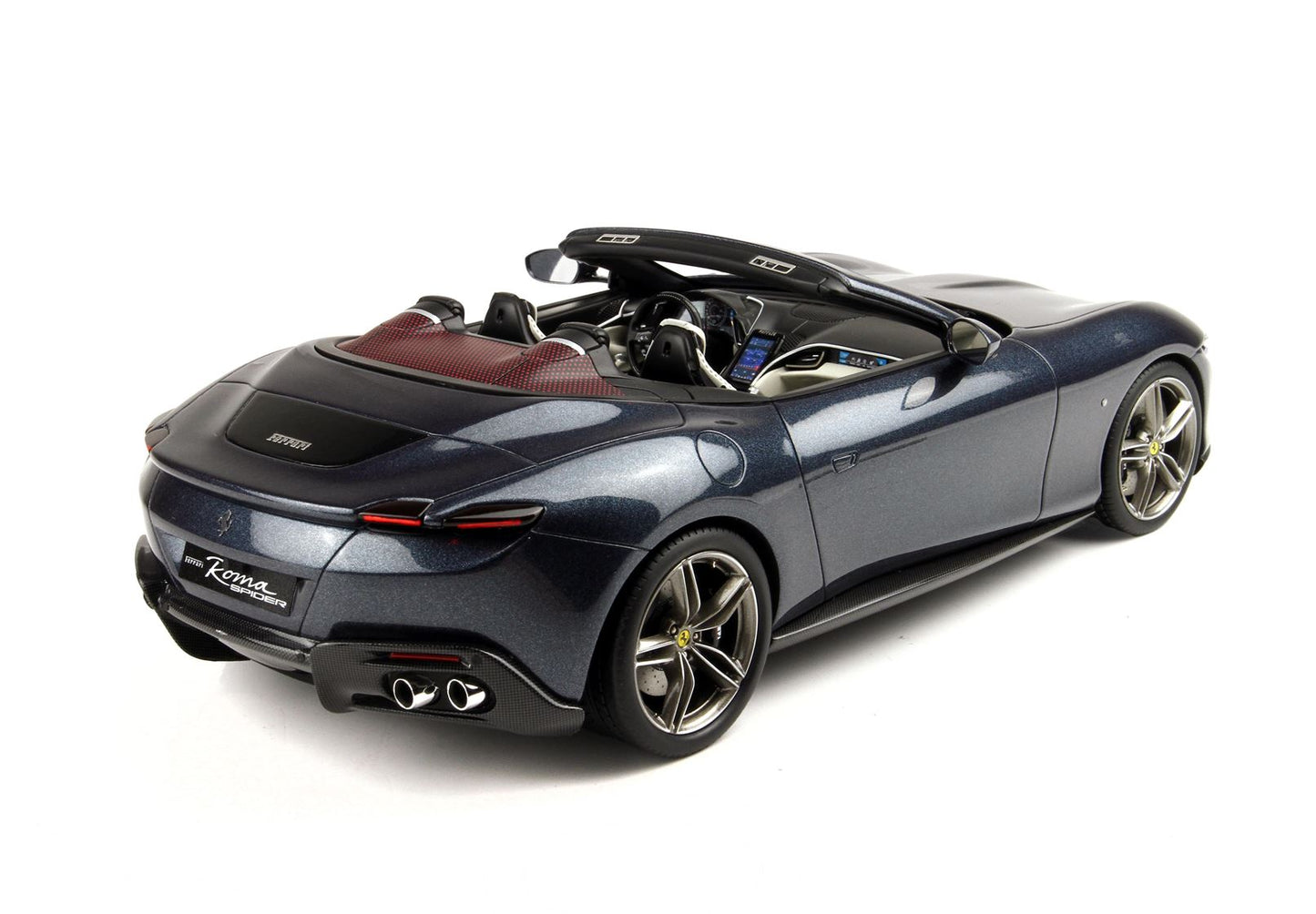BBRModels - Ferrari Roma Spider Tetto Aperto  BLUE MET - ruote diamantate -nero lucido con Vetrinetta inclusa