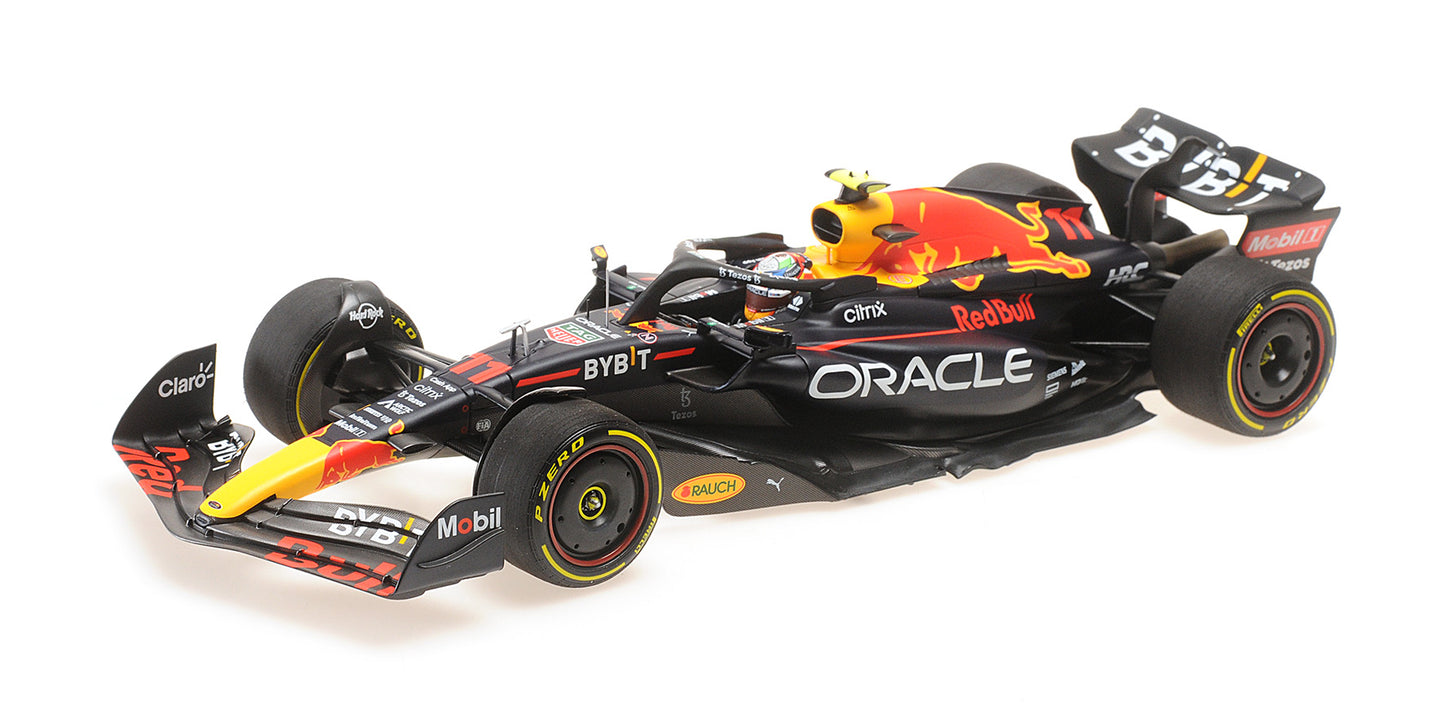 RED BULL RB18 SERGIO PEREZ WINNER SINGAPORE GP 2022 1/18