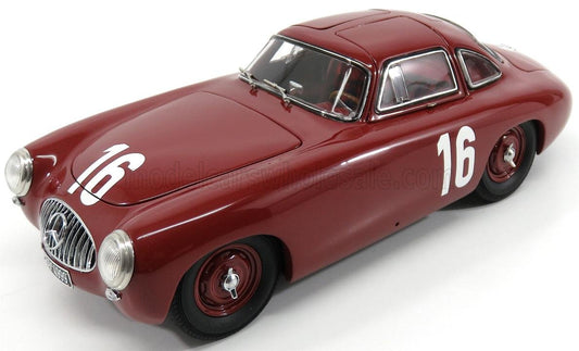 CMC - 1/18 - MERCEDES BENZ - 300SL (W154) TEAM DAIMLER-BENZ AG N 16 BERN GP 1952 R.CARACCIOLA - RED