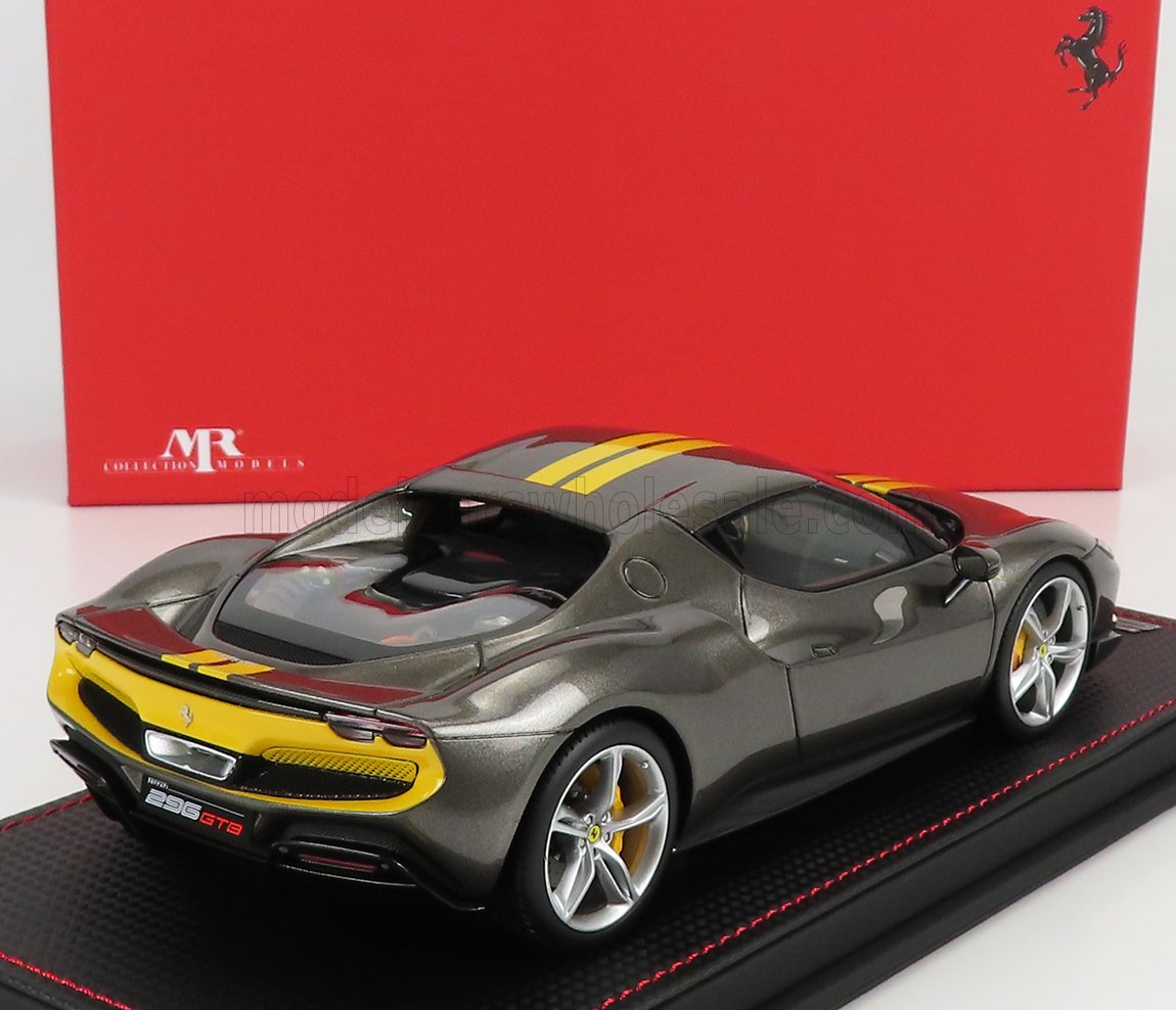 MR-MODELS - FERRARI - 296 GTB V6 ASSETTO FIORANO 2021 - CON VETRINA