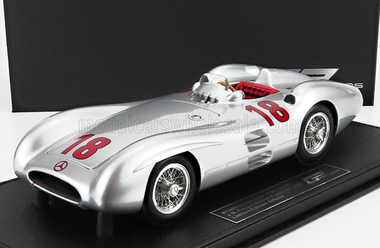 GP-REPLICAS - MERCEDES BENZ - F1 W196R STREAMLINERS N 18 WINNER FRANCE GP JUAN MANUEL FANGIO 1954 WORLD CHAMPION - CON VETRINA - WITH SHOWCASE