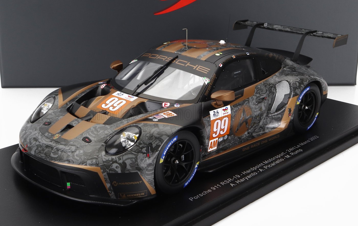 SPARK-MODEL - 1/18 - PORSCHE - 911 991 RSR-19 4.2L TEAM HARDPOINT MOTORSPORT N 99 24h LE MANS 2022 A.HARYANTO - A.PICARIELLO - M.RUMP - CON VETRINA - WITH SHOWCASE - SPECIAL BOX - BLACK