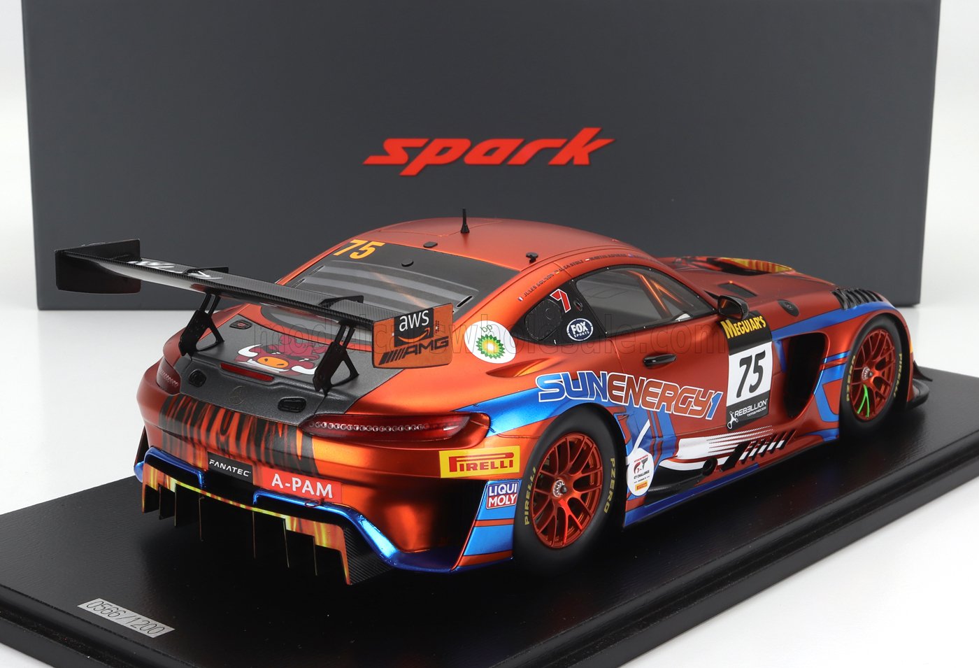 SPARK-MODEL - 1/18 - MERCEDES BENZ - AMG GT3 TEAM SUN ENERGY 1 RACING N 75 24h DAYTONA ROLEX 2022 L.STOLZ - J.GOUNON - K.HABUL - M.KONRAD - MATT ORANGE