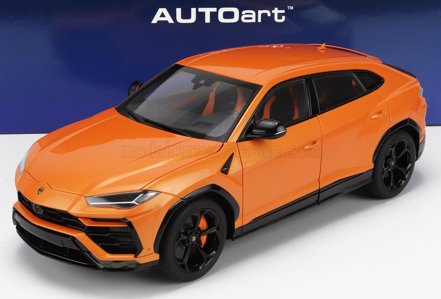 AUTOART - LAMBORGHINI - URUS 2018