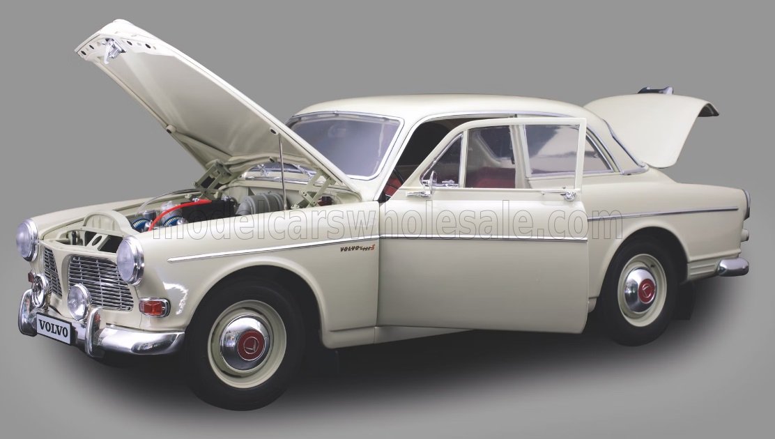 IXO-MODELS - 1/8 - VOLVO - 122S 1965 - WITH LIGHT & SOUND EFFECTS - IVORY