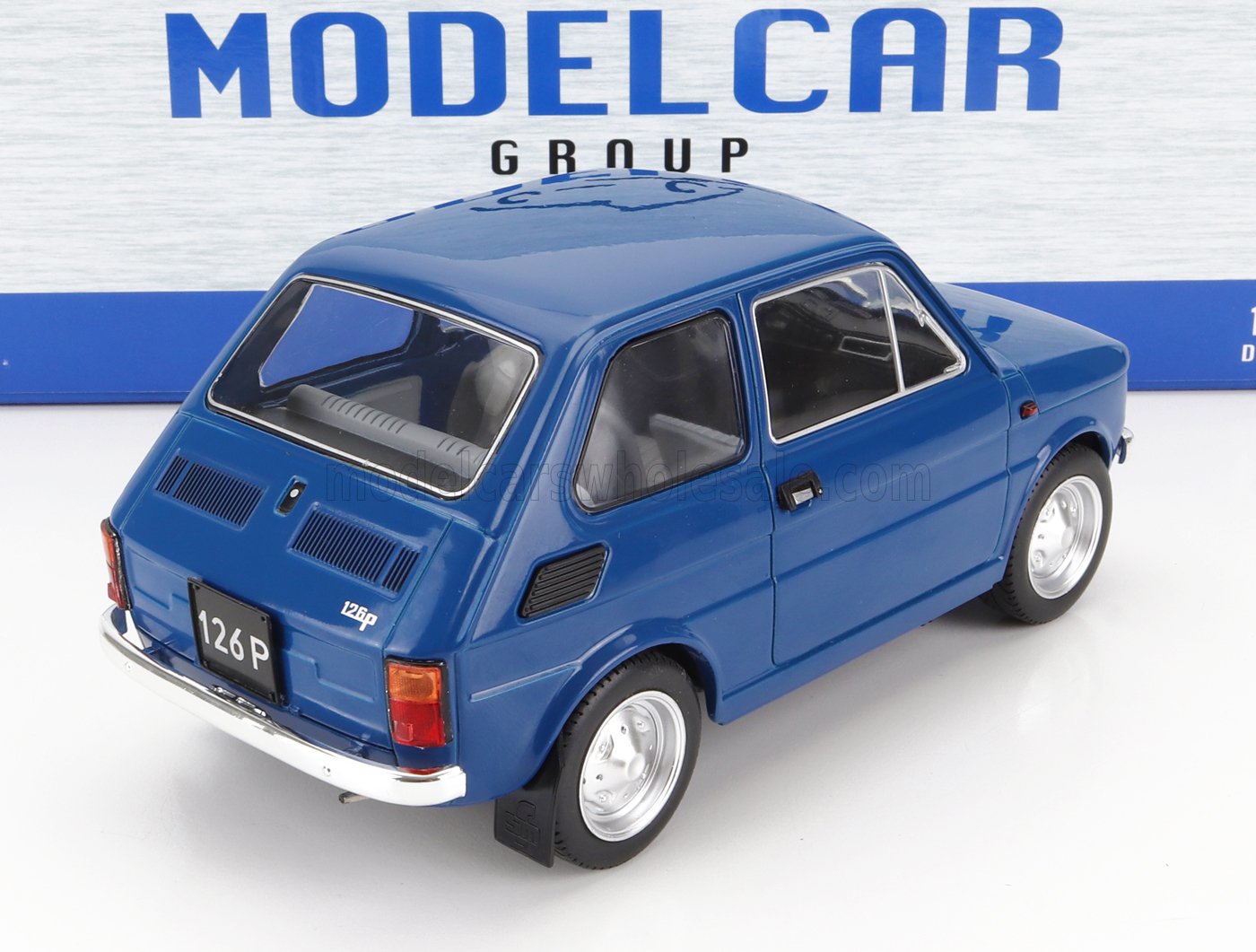 MCG - 1/18 - FIAT - 126 1972 - BLUE