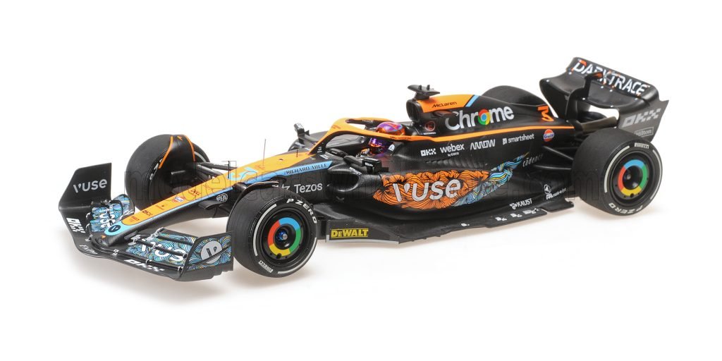 MINICHAMPS - 1/18 - McLAREN - F1 MCL36 MERCEDES TEAM MCLAREN N 3 ABU DHABI GP 2022 DANIEL RICCIARDO - ORANGE LIGHT BLUE