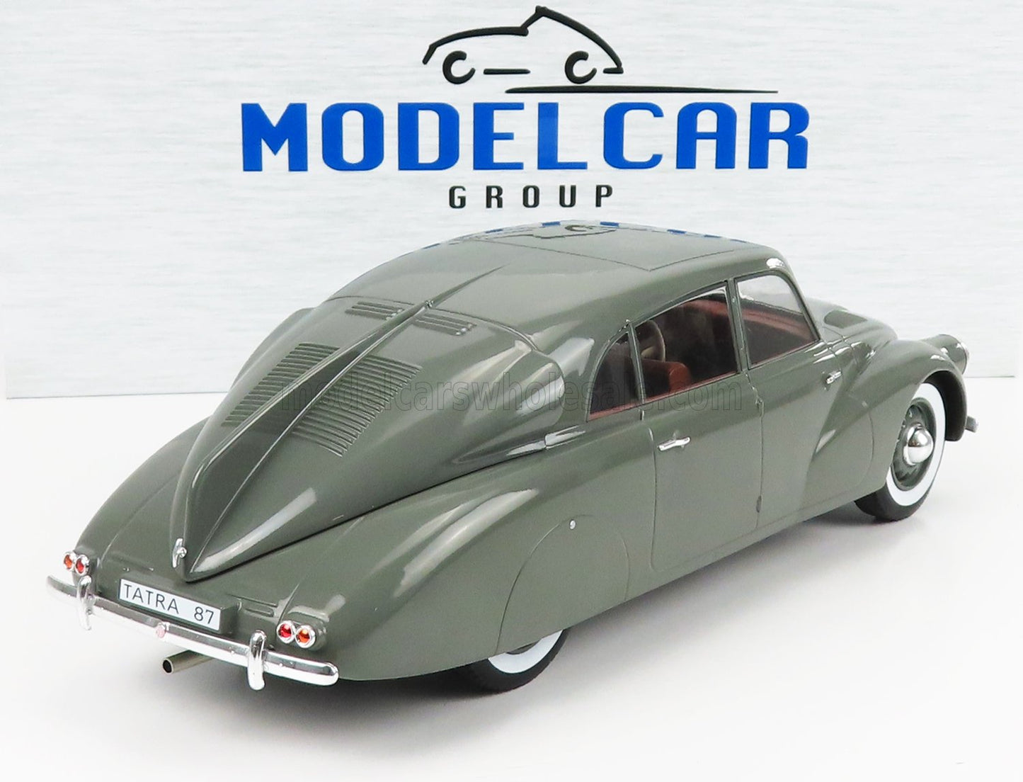 MCG - 1/18 - TATRA - 87 1937 - GREY GREEN