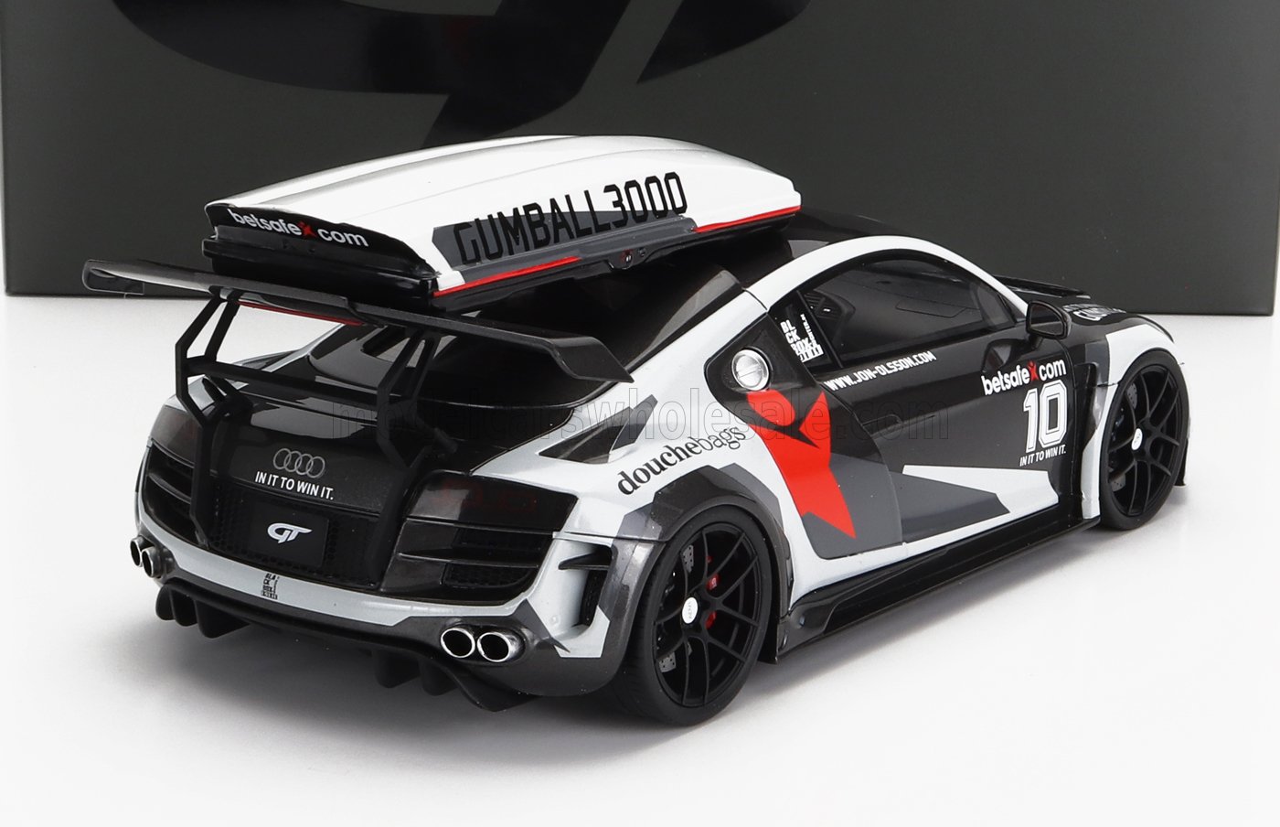 GT-SPIRIT - 1/18 - AUDI - R8 N 10 CAMO BODY KIT 2013 - BLACK GREY