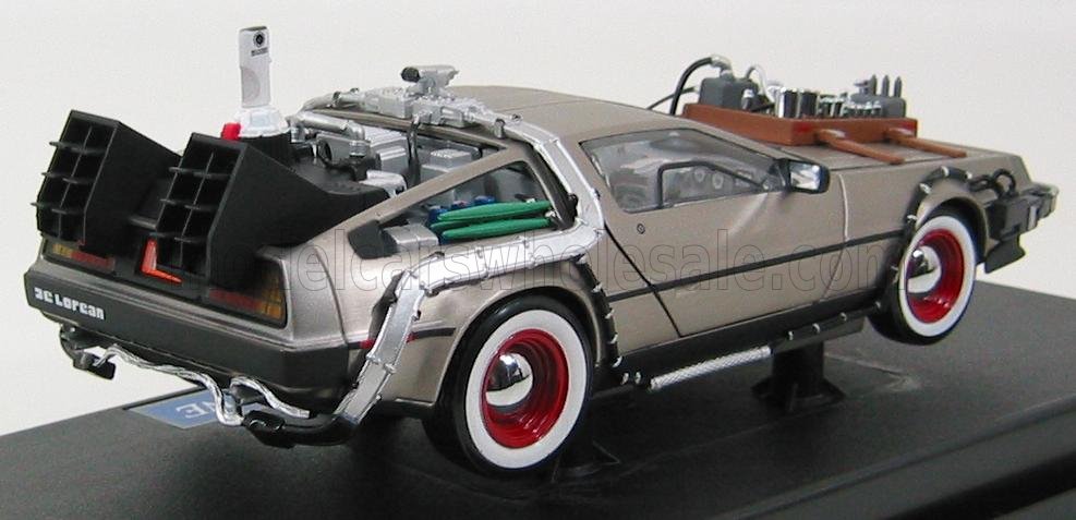 SUN-STAR - DE LOREAN - TIME MACHINE - BACK TO THE FUTURE 3 - RITORNO AL FUTURO 3