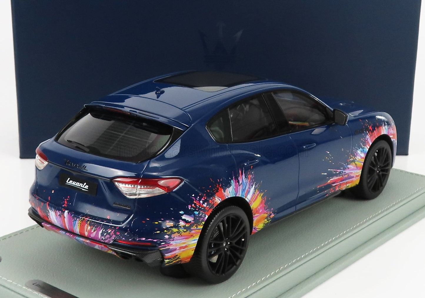 BBR-MODELS - 1/18 - MASERATI - LEVANTE TROFEO 2021 - FUORISERIE EDITION - CON VETRINA - WITH SHOWCASE - BLUE