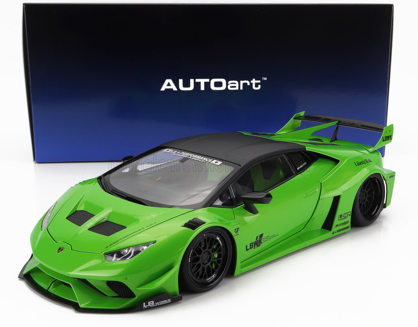 AUTOART - 1/18 - LAMBORGHINI - HURACAN LIBERTY WALK LB SILHOUETTE WORKS GT 2018 - PEARL GREEN