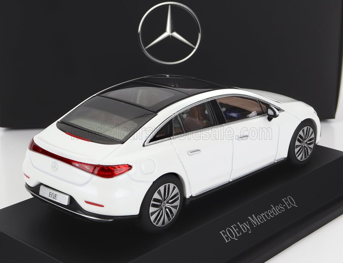 HERPA - 1/43 - MERCEDES BENZ - EQE (V295) AMG LINE 2022 - WHITE