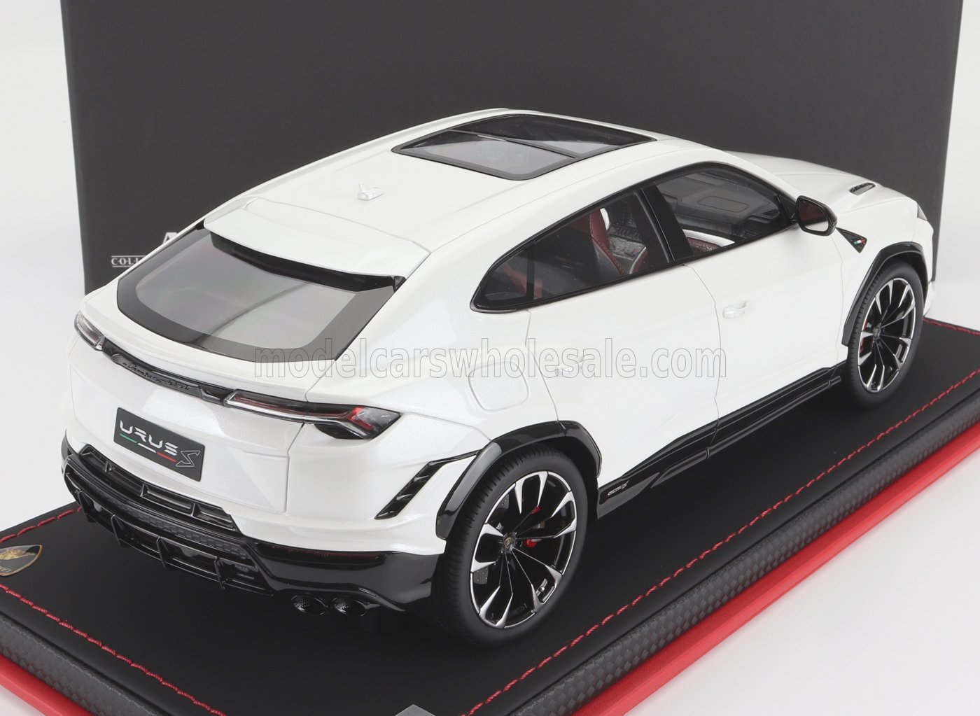 MR-MODELS - 1/18 - LAMBORGHINI - URUS S 2022 - CON VETRINA - WITH SHOWCASE - BALLOON WHITE PEARL MET