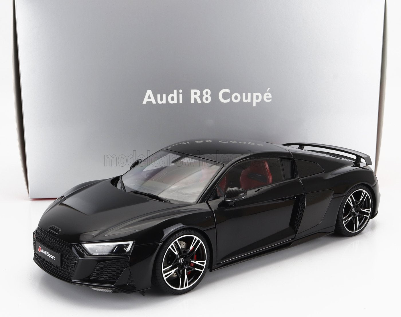 NZG - 1/18 - AUDI - R8 COUPE PERFORMANCE 2019