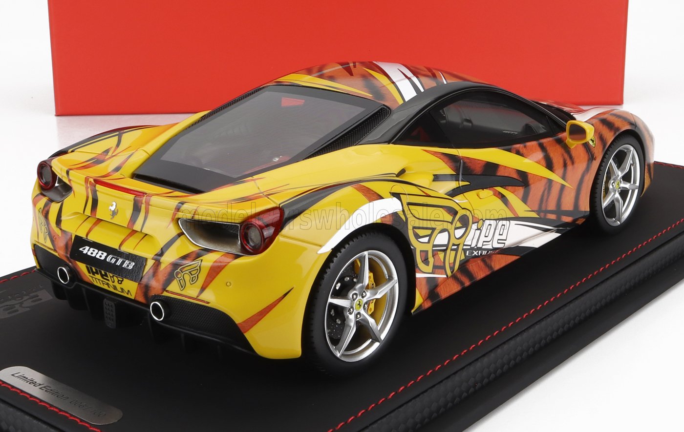 BBR-MODELS - 1/18 - FERRARI - 458 GTB IPE TIGER 2021 - CON VETRINA - WITH SHOWCASE - YELLOW ORANGE BLACK