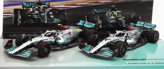 MINICHAMPS - 1/43 - MERCEDES GP - F1 SET 2X W13E TEAM MERCEDES-AMG PETRONAS F1 N 44 3rd BAHRAIN GP 2022 LEWIS HAMILTON + N 63 4th BAHRAIN GP 2022 GEORGE RUSSEL - SILVER GREEN