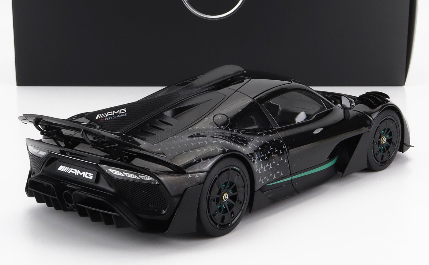 NZG - 1/18 - MERCEDES BENZ - ONE AMG (C298) 2022 - HYPER BLACK