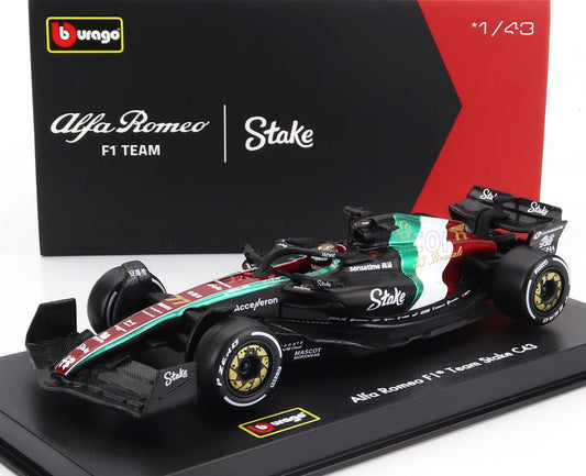 BURAGO - 1/43 - ALFA ROMEO - F1 C43 TEAM STAKE N 77 MONZA ITALY GP 2023 VALTTERI BOTTAS - WITH PILOT AND SHOWCASE - BLACK RED