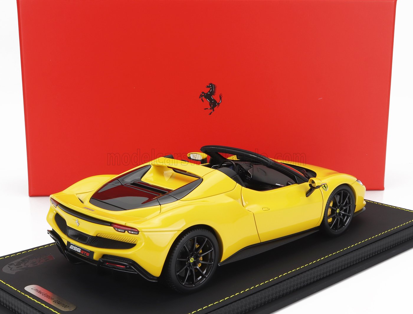 BBR-MODELS - 1/18 - FERRARI - 296 GTS SPIDER 2022 - CON VETRINA - GIALLO MODENA - YELLOW