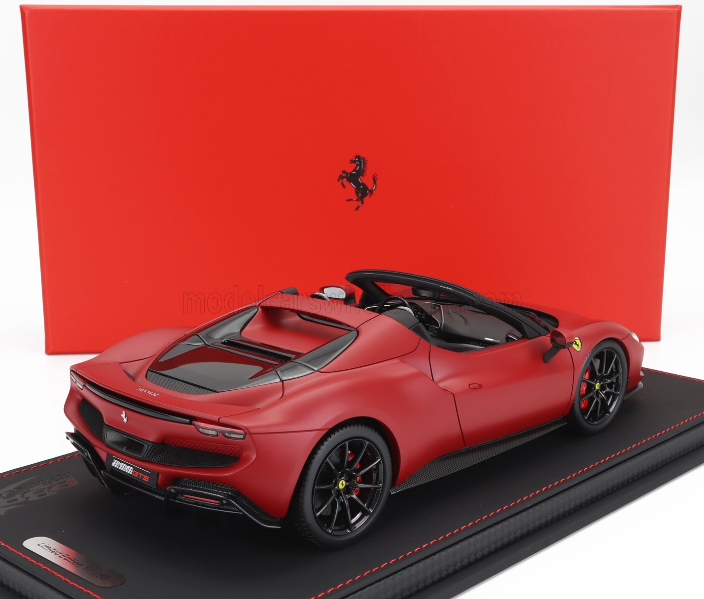 BBR-MODELS - 1/18 - FERRARI - 296 GTS SPIDER 2022 - CON VETRINA - WITH SHOWCASE - ROSSO F1 SF75 - MATT RED