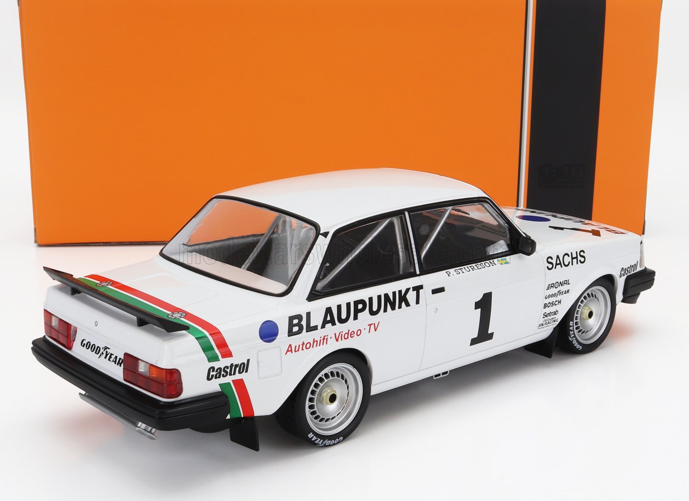 IXO-MODELS - VOLVO - 240 TURBO TEAM IPS RACING BLAUPUNKT N 1 DTM ZOLDER 1986 P.STURESON