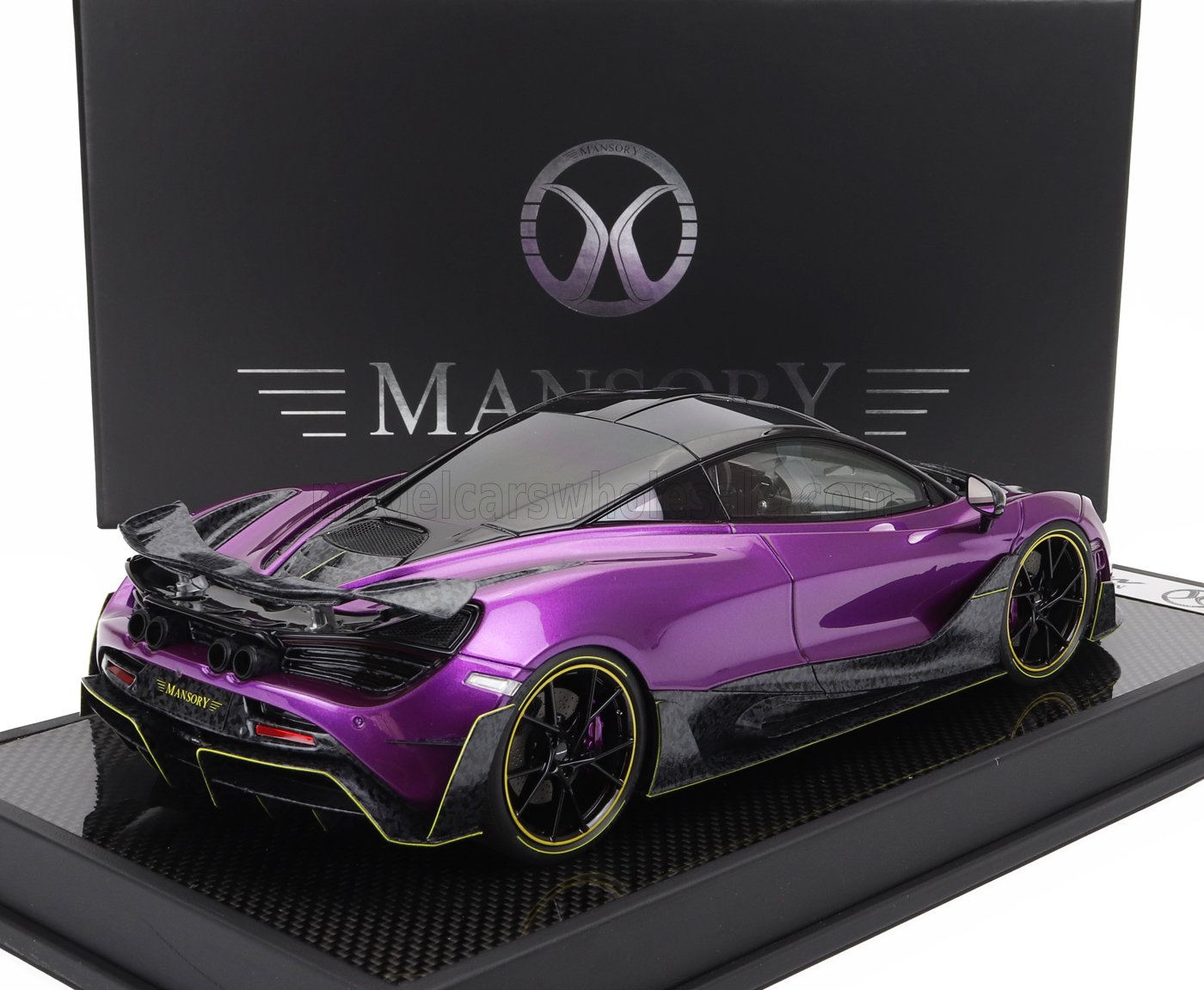 MOTORHELIX - 1/18 - McLAREN - 720S MANSORY 2019 - PURPLE CARBON