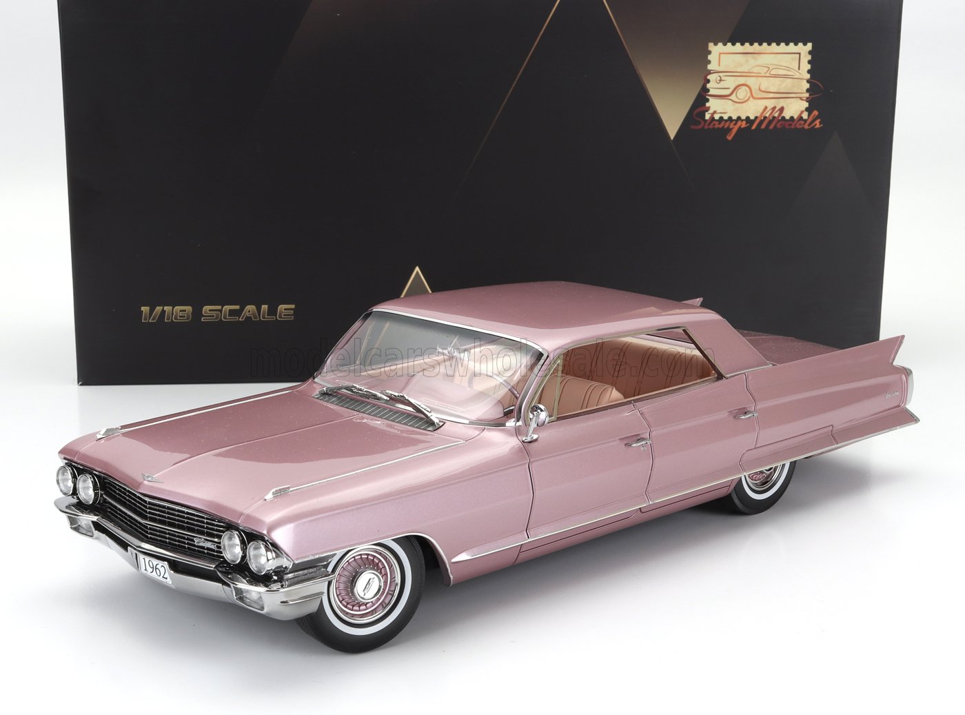 STAMP-MODELS - 1/18 - CADILLAC - SEDAN DE VILLE 1962 - HEATHER PINK MET