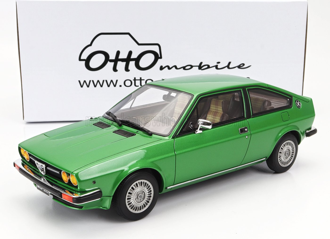 OTTO-MOBILE - 1/18 - ALFA ROMEO - ALFASUD SPRINT 1976 - GREEN