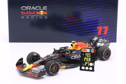 MINICHAMPS - RED BULL - F1 RB19 TEAM ORACLE RED BULL RACING N 11 WINNER SAUDI ARABIAN GP WITH PIT BOARD 2023 SERGIO PEREZ 1/43