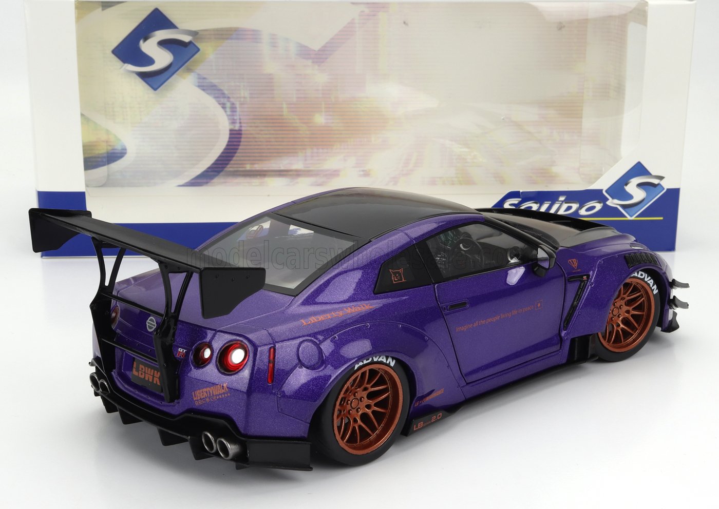 SOLIDO - NISSAN - GT-R (R35) LIBERTY WALK BODY KIT 2.0 COUPE 2022 PURPLE