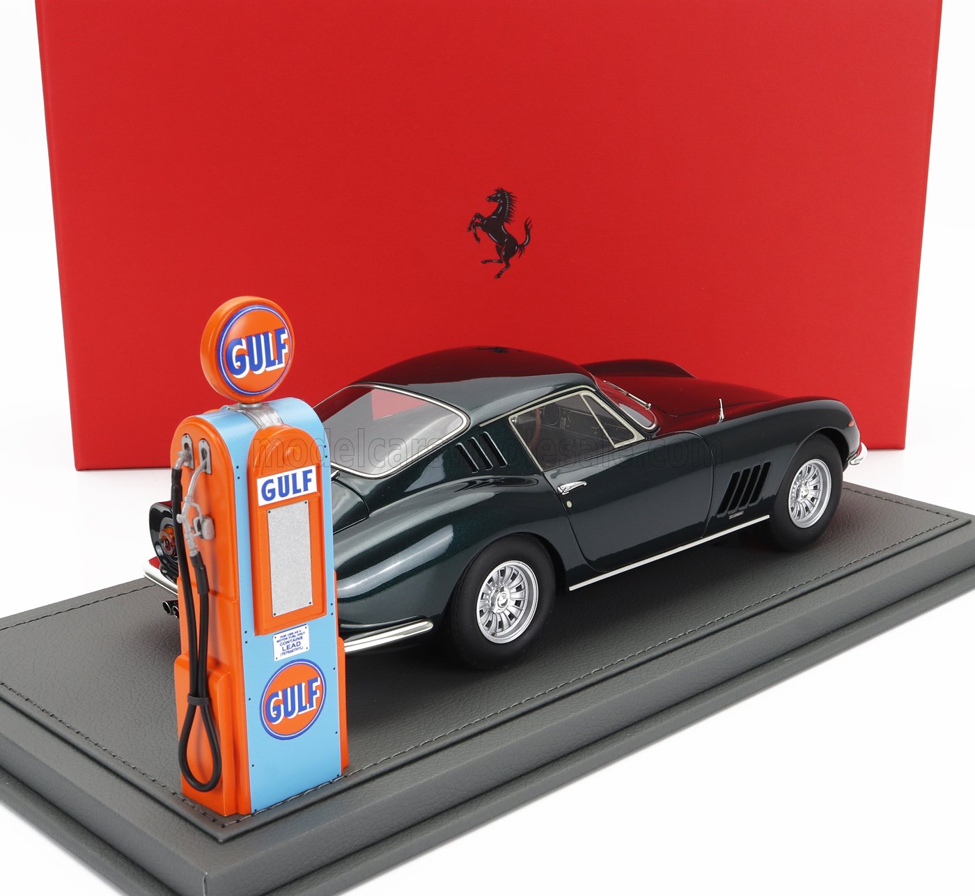 BBR-MODELS - FERRARI - 275 GTB S/N 08359 COUPE WITH 1966 - CON POMPA DI BENZINA - WITH GULF FUEL PUMP - PERSONAL CAR CLINT EASTWOOD - CON VETRINA - WITH SHOWCASE