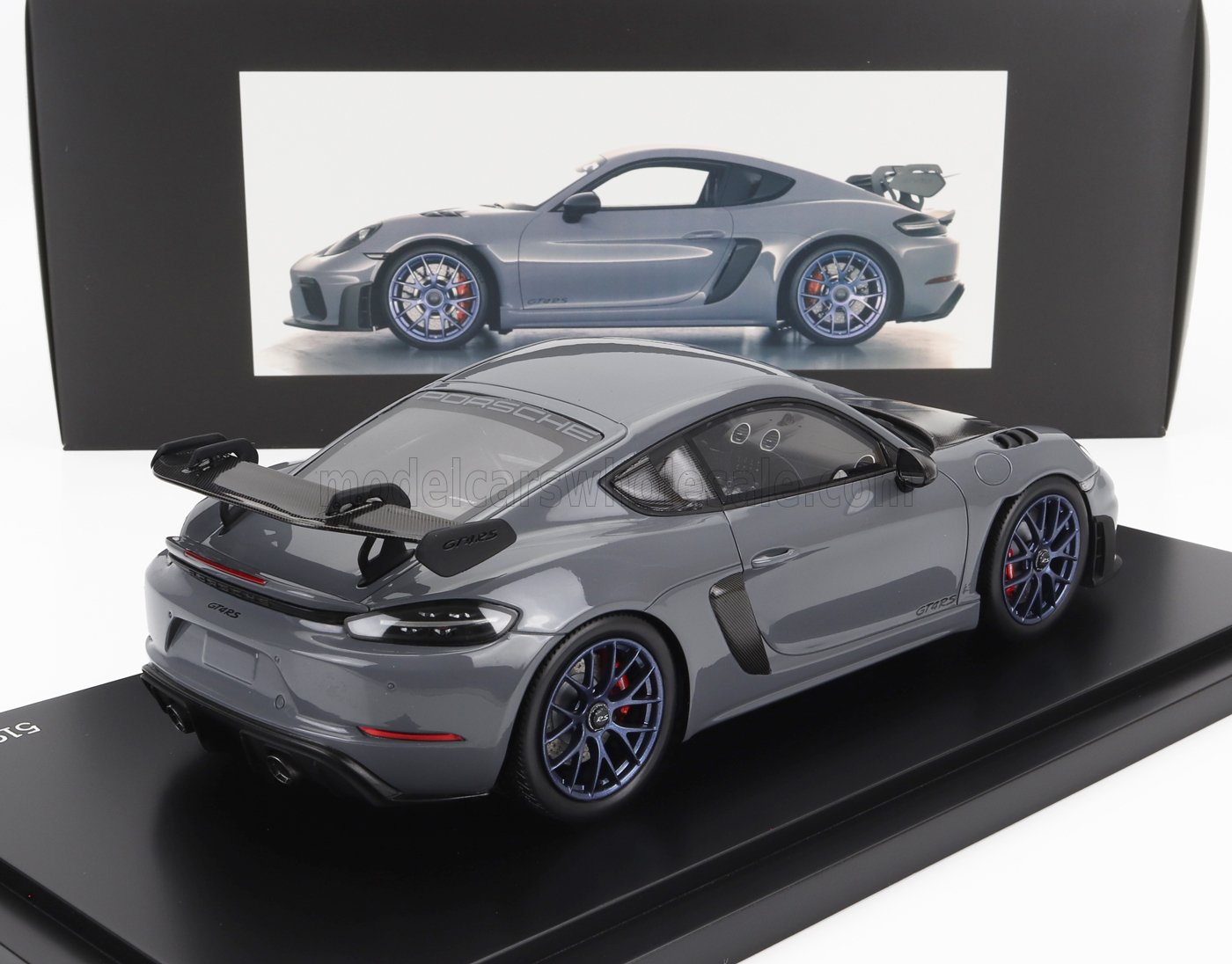 SPARK-MODEL - PORSCHE - 718 (982) CAYMAN GT4 RS 2021 - CON VETRINA - WITH SHOWCASE