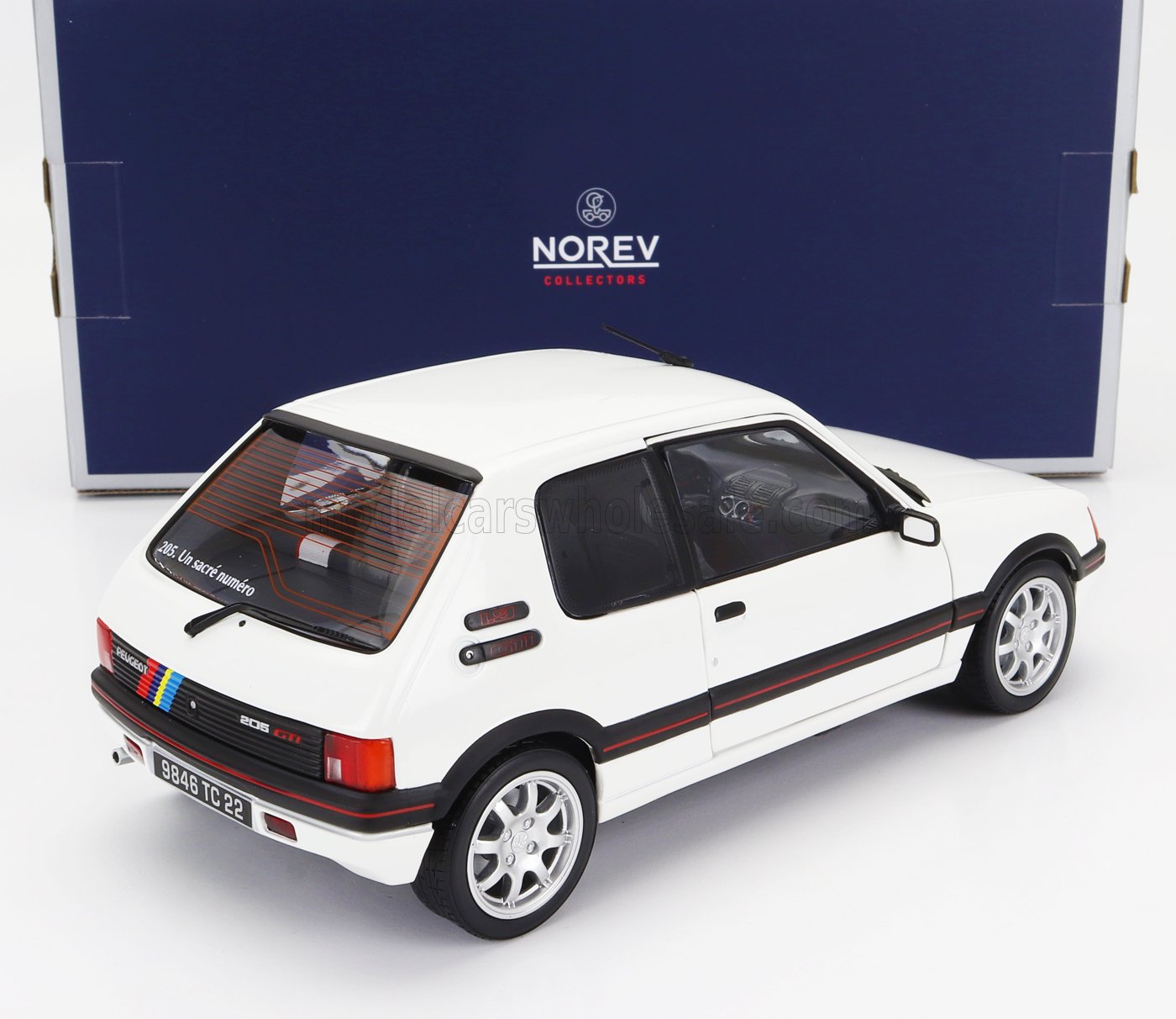 NOREV - 1/18 - PEUGEOT - 205 GTI 1.9 1989 - WHITE