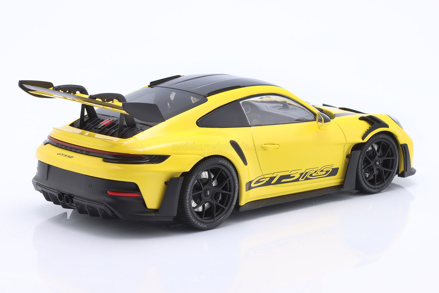 MINICHAMPS - PORSCHE - 911 992 GT3 RS COUPE 2023 - BLACK RIMS