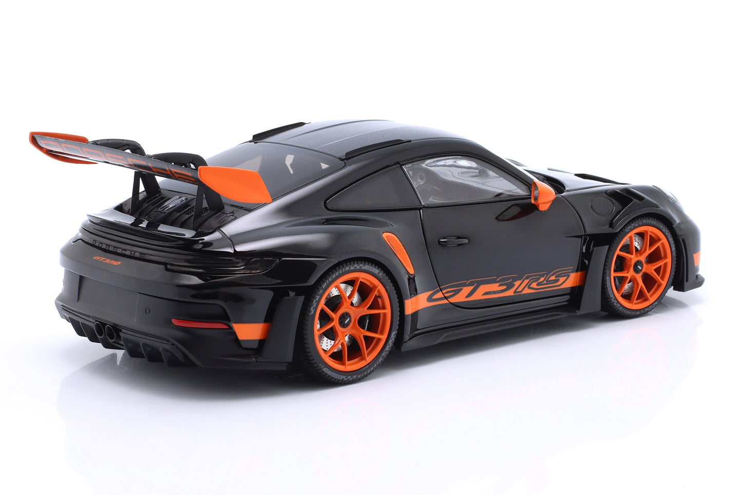 MINICHAMPS - PORSCHE - 911 992 GT3 RS COUPE 2022 - ORANGE RIMS