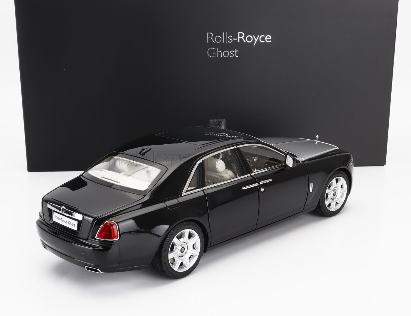 KYOSHO - ROLLS ROYCE - GHOST 2011