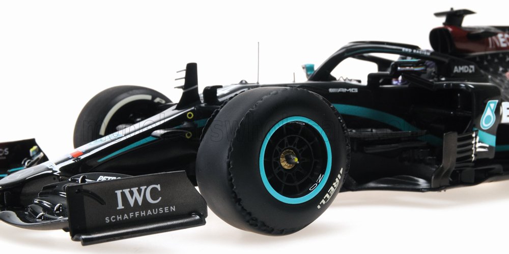 MINICHAMPS - MERCEDES GP - F1 W11 EQ PERFORMANCE TEAM AMG PETRONAS MOTORSPORT N 44 WORLD CHAMPION WINNER SILVERSTONE BRITISH GP (with flat tire) 2020 LEWIS HAMILTON