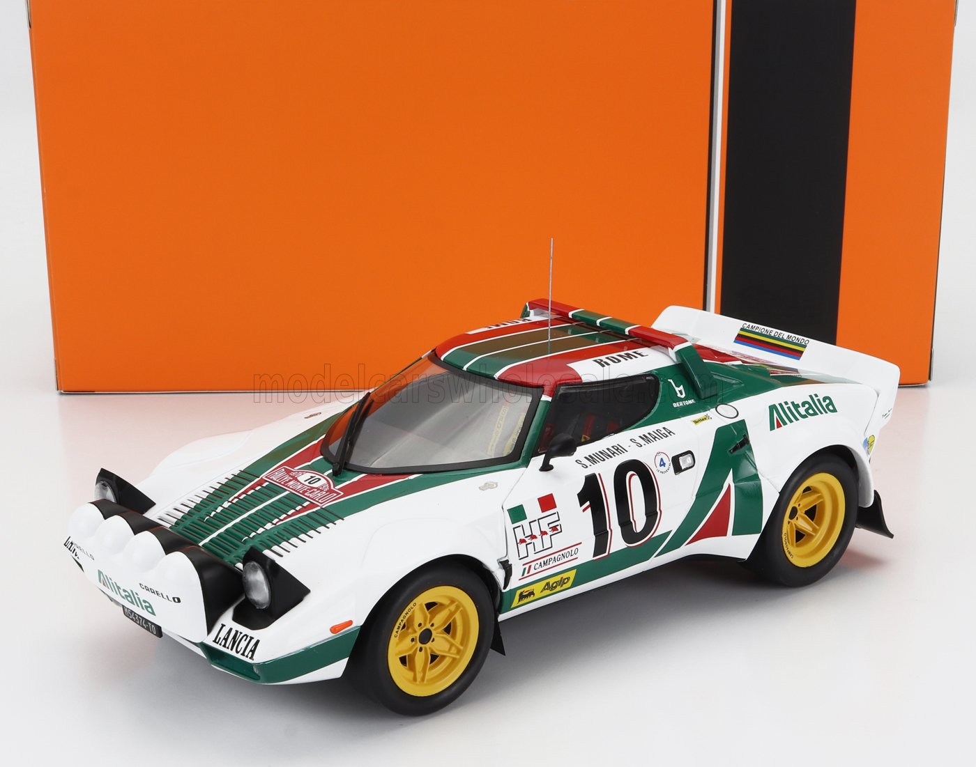 IXO-MODELS - 1/18 - LANCIA - STRATOS HF TEAM ALITALIA (night version) N 10 WINNER RALLY MONTECARLO 1976 SANDRO MUNARI - SILVIO MAIGA - WHITE GREEN RED