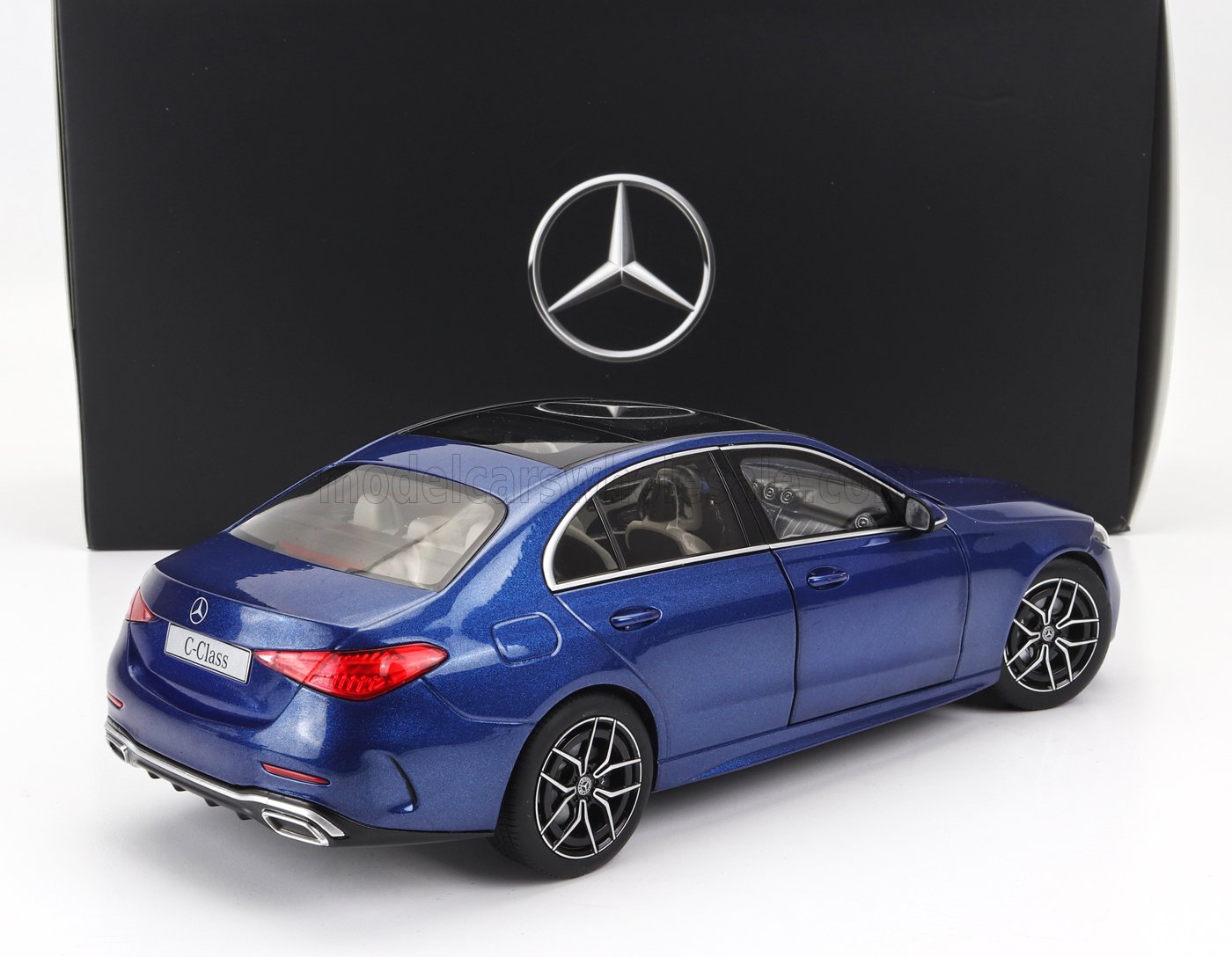 NZG - 1/18 - MERCEDES BENZ - C-CLASS (W206) 2021 - SPECTRAL BLUE BLACK