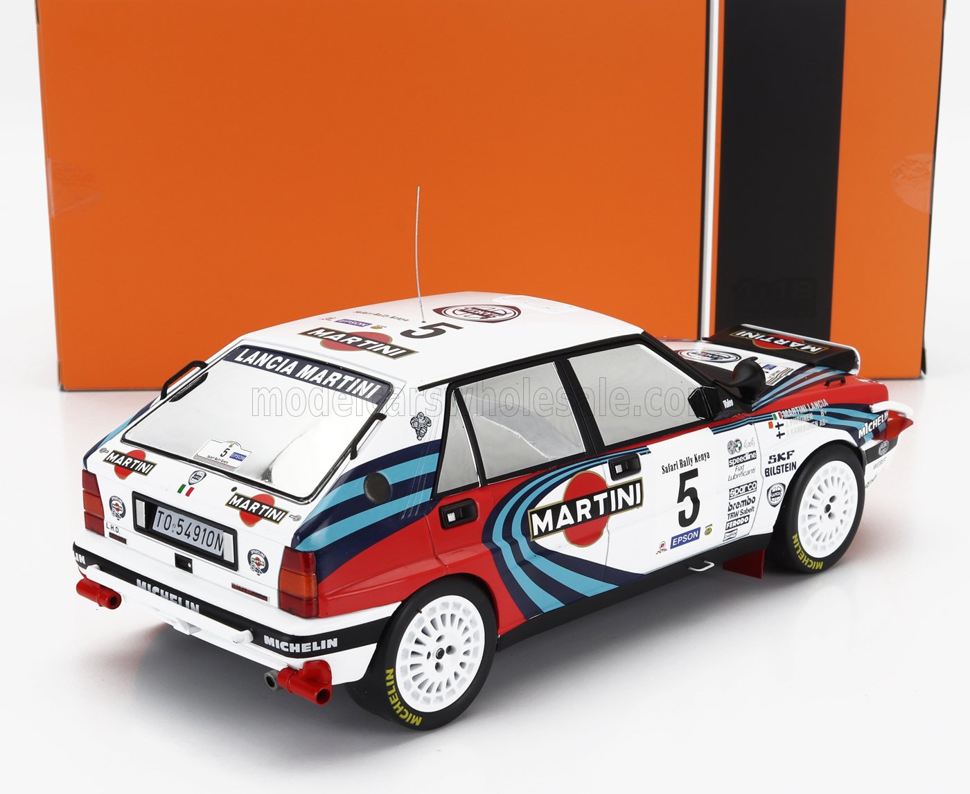 IXO-MODELS - 1/18 - LANCIA - DELTA INTEGRALE 16V MARTINI (night version) N 5 2nd RALLY SAFARI 1990 JUHA KANKKUNEN - JUHA PIIRONEN - WHITE BLUE RED