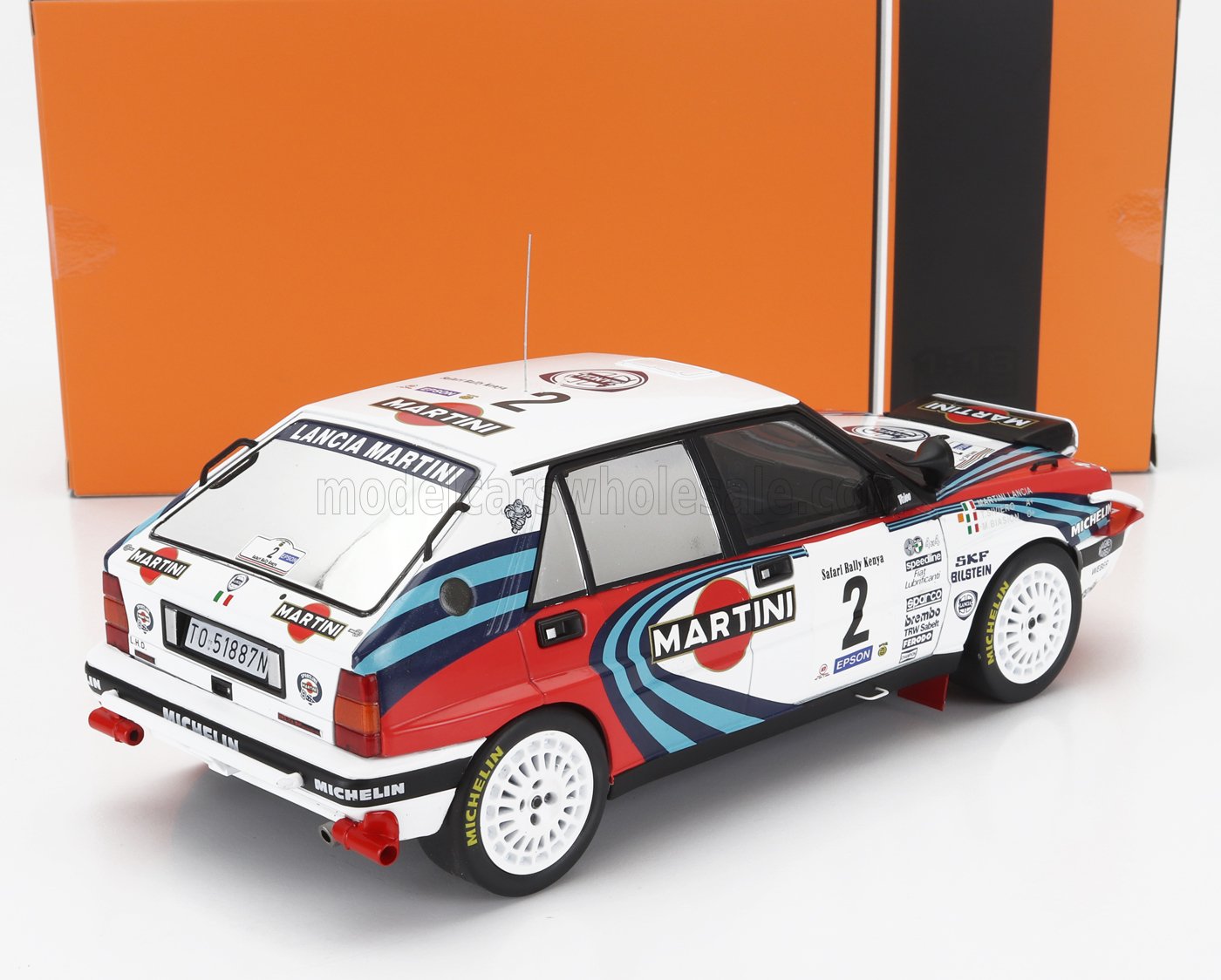 IXO-MODELS - 1/18 - LANCIA - DELTA INTEGRALE 16V MARTINI (night version) N 2 RALLY SAFARI 1990 MIKI BIASION - TIZIANO SIVIERO - WHITE BLUE RED