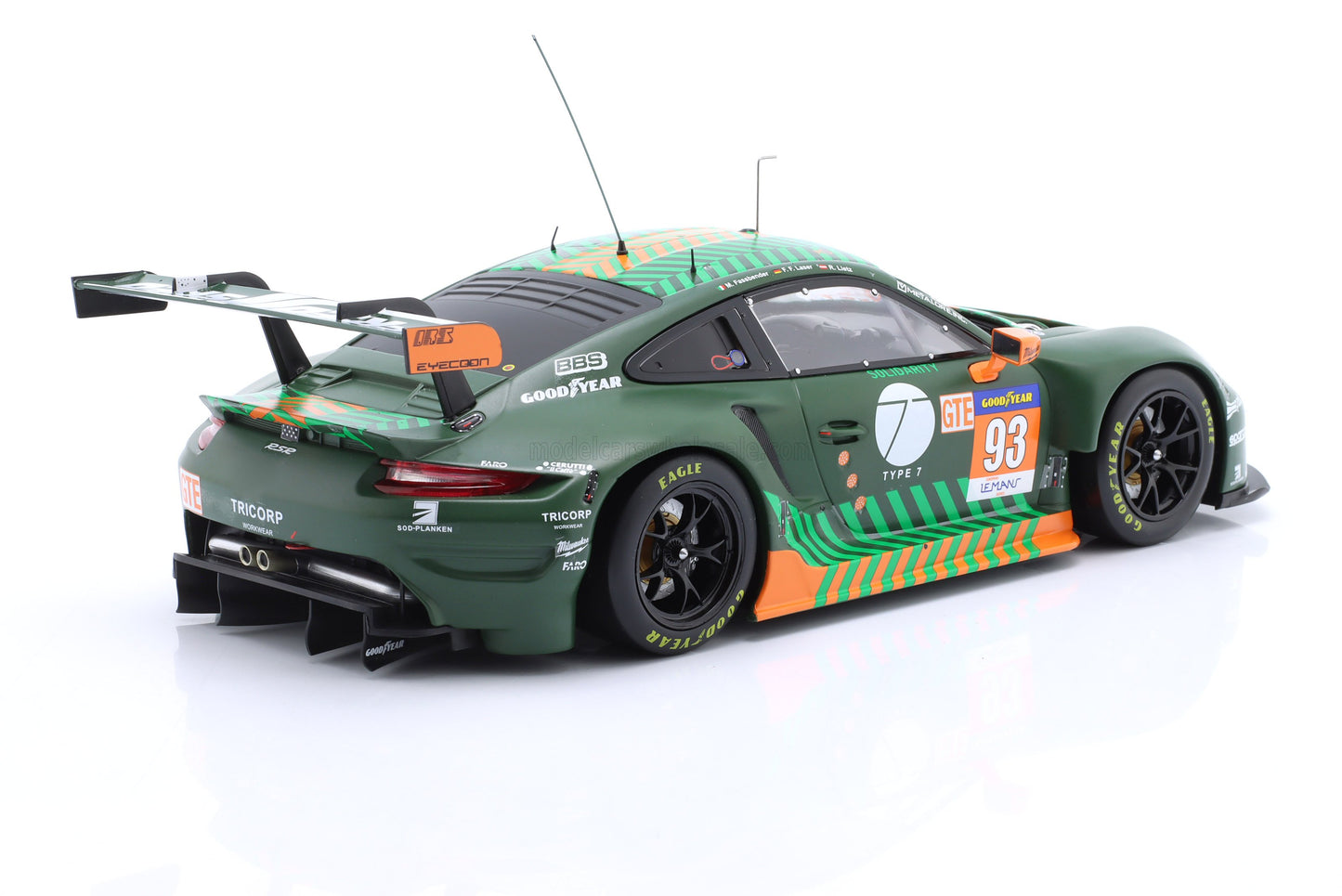 IXO-MODELS - 1/18 - PORSCHE - 911 991-2 RSR TEAM PROTON COMPETITION N 93 ELMS 2021 MICHAEL FASSBENDER - RICHARD LIETZ - FELIPE FERNANDEZ LASER - GREEN