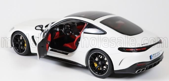 NZG - 1/18 - MERCEDES BENZ - AMG GT63 COUPE 2023 - OPALITH WHITE