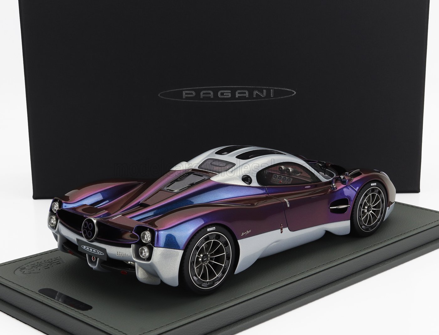 BBR-MODELS - 1/18 - PAGANI - UTOPIA 2022 - CON VETRINA - WITH SHOWCASE - CHAMALEON - PURPLE BLUE MET