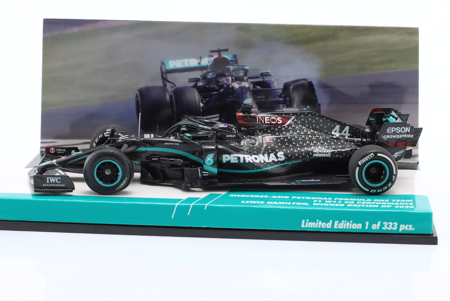 MINICHAMPS - 1/43 - MERCEDES GP - F1 W11 EQ PERFORMANCE TEAM AMG PETRONAS MOTORSPORT N 44 WORLD CHAMPION WINNER SILVERSTONE BRITISH GP (with flat tire) 2020 LEWIS HAMILTON - BLACK GREEN