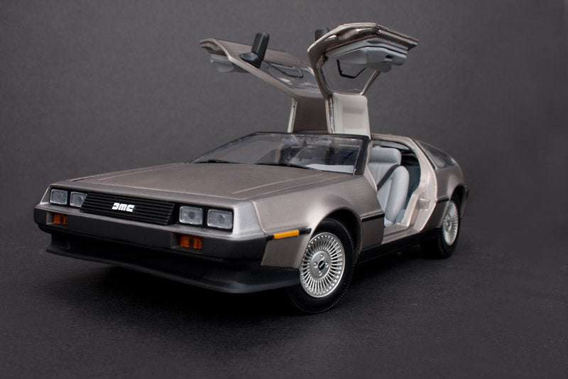 1981 DE LOREAN DMC 12 COUPE Stainless Steel Finish 1/18 Offerte modellino da collezione 116 lacasadelmodellismo