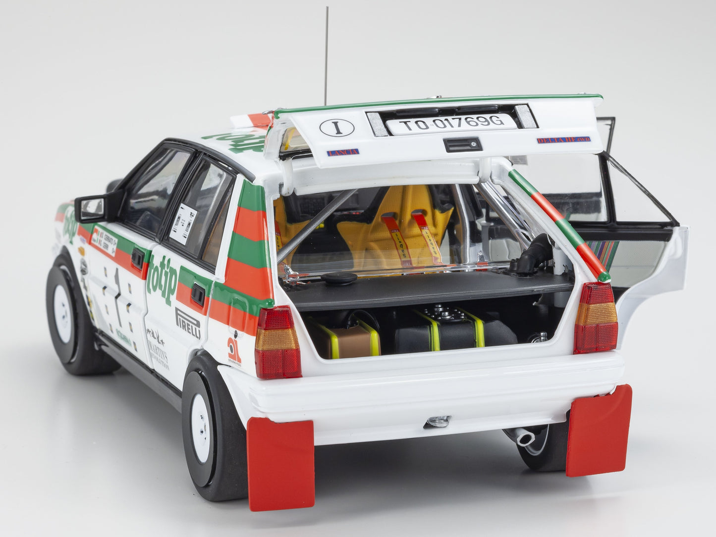 KYOSHO - LANCIA DELTA HF INTEGRALE 4WD TARGA FLORIO 1987 D.CERRATO - G.CERRI